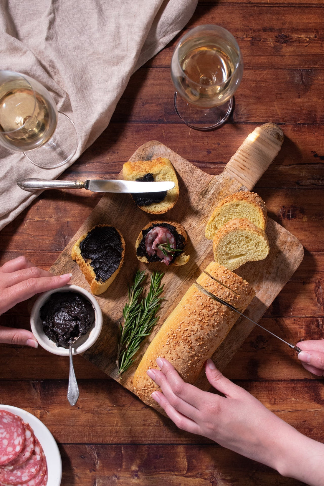 The Greek Ritual That Transforms Everyday Health 🌿